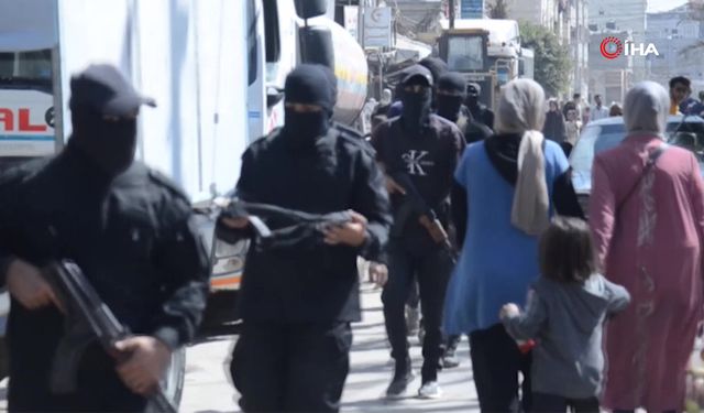 Filistin polisi Gazze’de yeniden görev başında