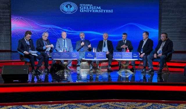 Gayretli: "Türkiye, Türk dünyasının lider ülkesi olma yolunda ilerliyor"