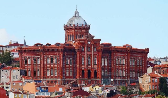 Güçlendirilmesi planlanan 571 yıllık Özel Fener Rum Okulu’nun son durumuyla ilgili yeni gelişme