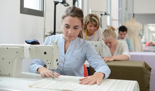 METÜD Başkanı Ekrem Sağlam Uyardı: Tekstilde Destek Olmazsa Sosyal ve Ekonomik Patlama Kaçınılmaz