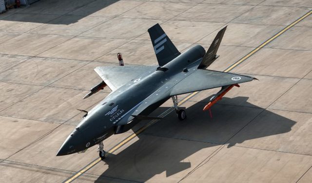 Bayraktar KIZILELMA Gökdoğan füzesi ile buluştu o anları İHA görüntülendi