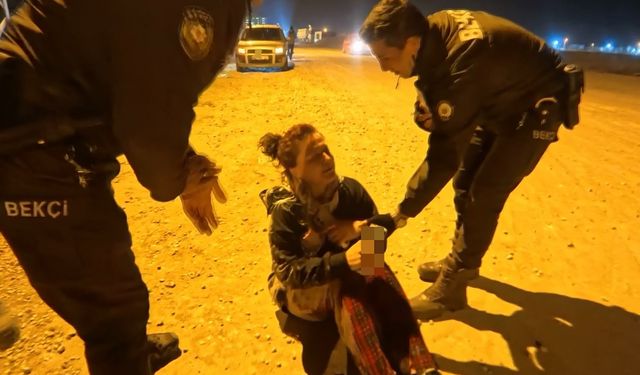 Bekçiler, "Eve bırakalım" dedi, alkollü kadın "Ölümü bulursunuz" cevabını verdi