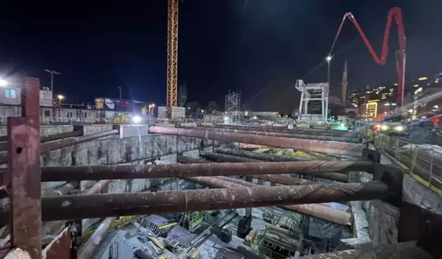 Beyoğlu'nda metro iskelesi çöktü! Göçükten kurtarılan 1 işçi hayatını kaybetti