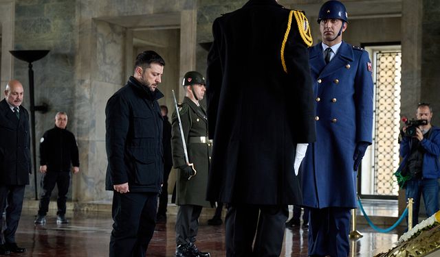 Ukrayna Devlet Başkanı Zelenskiy Anıtkabir’de