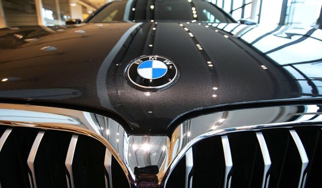 BMW’de Direksiyon Sorunu! Binlerce Aracı Geri Çağırıyor