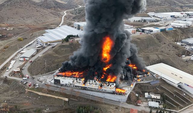 Kırıkkale OSB'de kimya fabrikasında korkutan yangın!