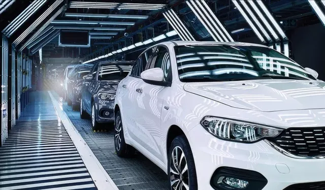 Otomobil ve hafif ticari araç pazarı 2025 yılında 1 milyon 368 bin 400 adet satış ile rekor kırdı