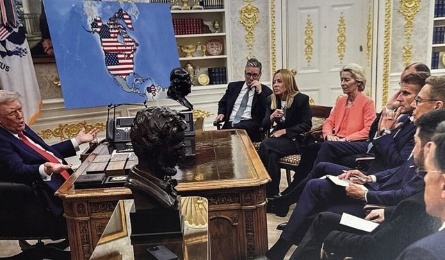 Trump'tan Kanada, Grönland ve Venezuelalı "yeni ABD haritası" paylaşımını Avrupa liderleri önünde yaptı