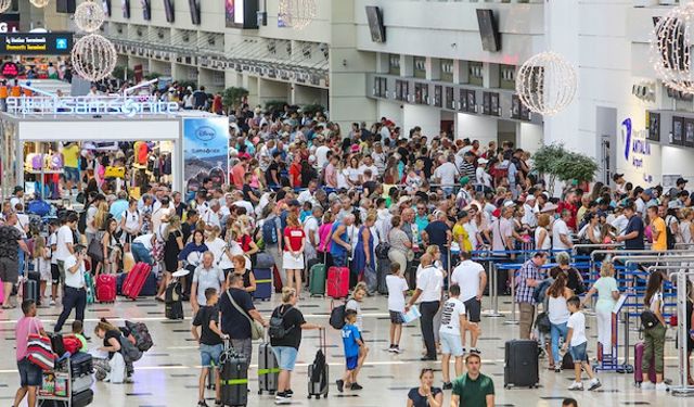 Yurt içinde ikamet eden 21 milyon 548 bin kişi seyahate çıktı