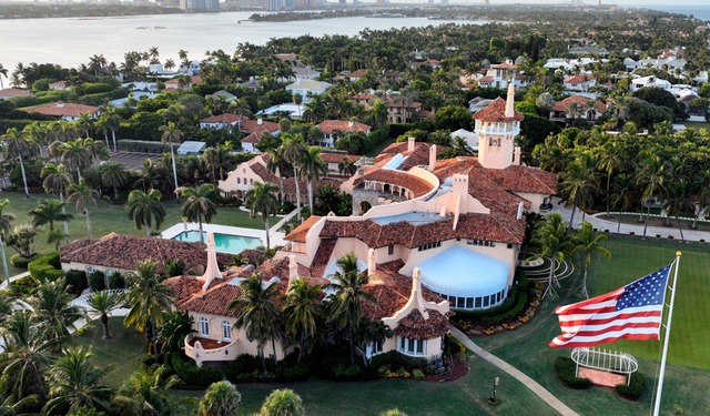 ABD Gizli Servisi Trump'ın konutuna izinsiz girmeye çalışan kişiyi vurarak öldürdü