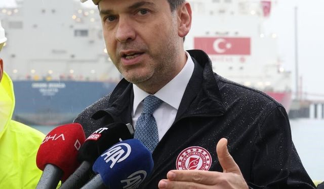 Bakan Bayraktar: "Günlük 200 milyon metreküplük bir gazı gemilerle alır hale geleceğiz"