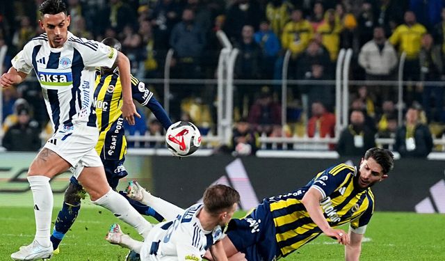 Fenerbahçe fırsat tepti! 10 kişi Kasımpaşa 90+10'da puanı kaptı