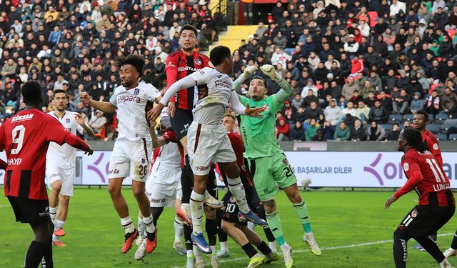 Goller ilk yarıda geldi! Trabzonspor, Gaziantep'te hata yapmadı