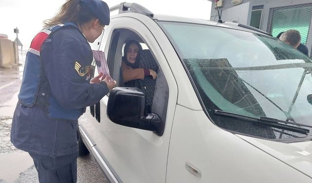 Muş’ta kadınlara KADES anlatıldı