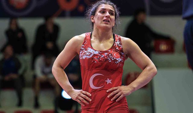 Nesrin Baş’tan bronz madalya