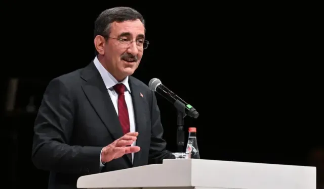 Siyasilerden yeni atanan Bakanlara tebrikler