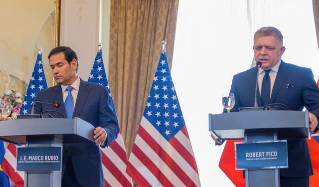 Slovakya Başbakanı Fico: 'İstanbul’da masada bir anlaşma hazırdı ve savaş bitebilirdi'