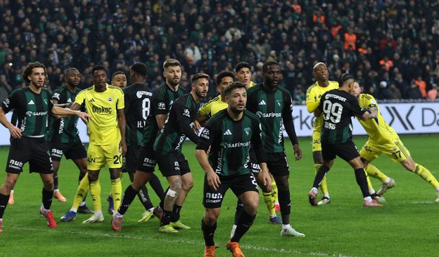 Zirve takibini sürdürdü! Fenerbahçe, Kocaelispor'u rahat geçti