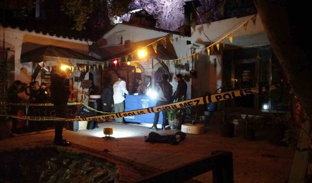 Antalya’da 21 Yaşındaki genç 30 metre yükseklikten beton zemine düşerek hayatını kaybetti