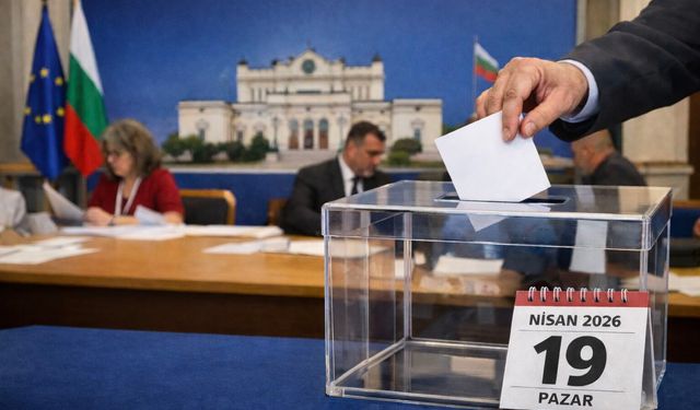 Bulgaristan 5 yılda 8’inci kez sandık başında: Türkiye’de 27 sandık kuruldu
