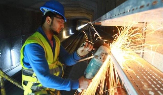 Ücretli çalışan sayısı yıllık yüzde 1,3 arttı