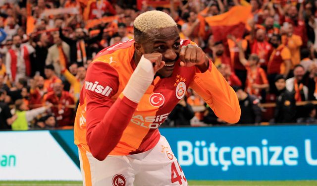 Victor Osimhen bu sezonki 20. golünü attı