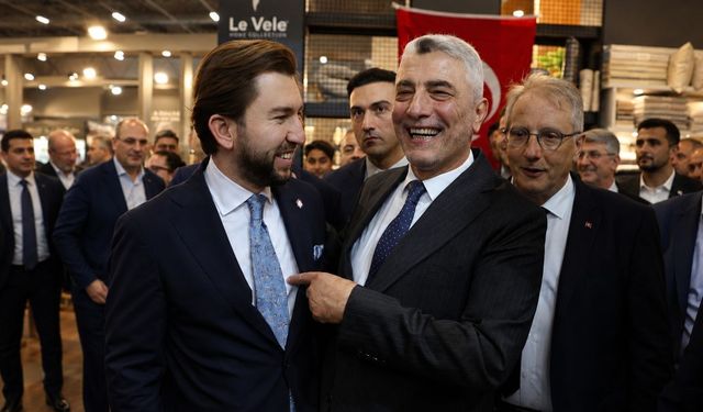 Bakan Bolat, Hometex 2026’nın gözdesi DENİB standını ziyaret etti