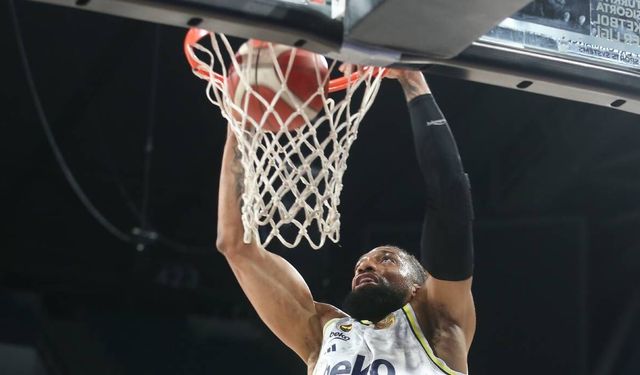 Fenerbahçe yarı finalde