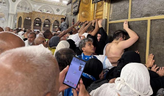 Hacı adayları akın akın Kabe-i Muazzama’ya koşuyor