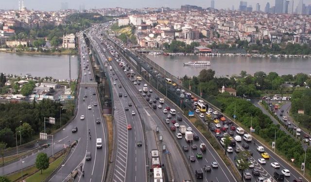 İstanbul’da yağmur ve maç trafiği