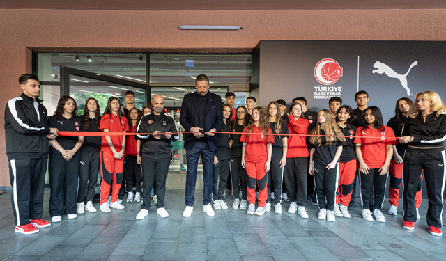 PUMA’dan basketbol alanında bir ilk: Türkiye Basketbol Federasyonu iş birliğiyle konsept mağaza açıldı