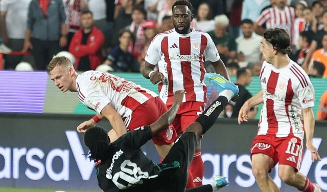 Süper Lig’e veda eden son takım Antalyaspor oldu