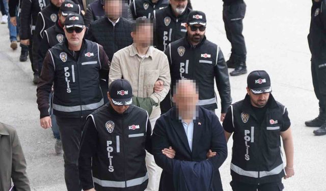 Tepebaşı Belediyesi’ne yönelik operasyonda 15 şüpheli tutuklandı