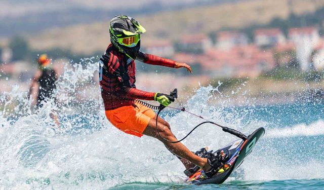 Dünya Motosurf Şampiyonası’nda heyecan başladı