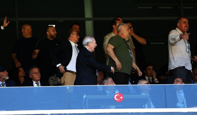 Fenerbahçe olağanüstü seçimli genel kurulunda arbede çıktı