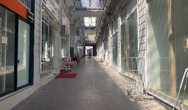 Tarihi Mahmutpaşa’da Ticaret Çöküyor: Hanlar Boş, Esnaf İflasta