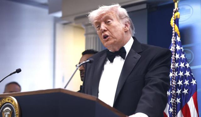 Trump: "İran ile ABD’nin birkaç gün önce görüşmeleri kestiğine dair sahte haberler gerçek değil"