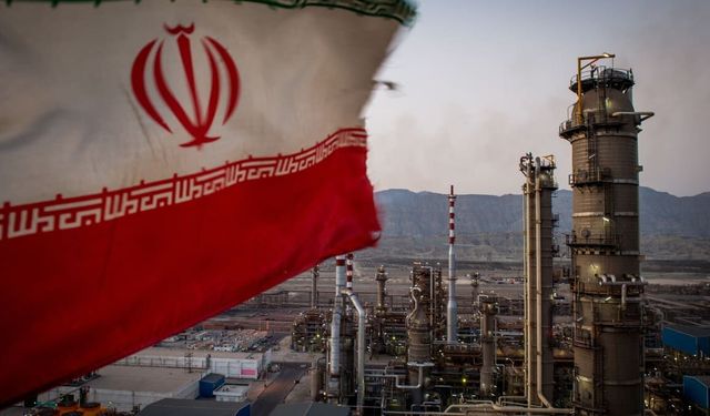 ABD, İran petrolü satışına yönelik lisansı iptal etti
