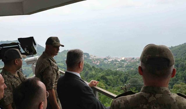 Artvin Valisi Ergün’den Gürcistan sınır karakollarında denetim