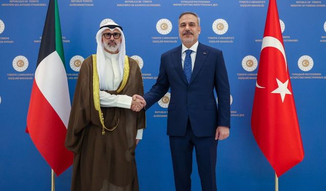 Bakan Fidan, Kuveytli mevkidaşı ile bir araya geldi