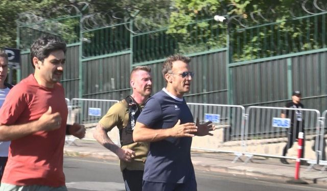 Fransa Cumhurbaşkanı Macron, Ankara’da sabah koşusu yaptı