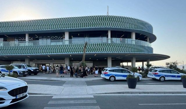 GKRY'de bombalı saldırı tehdidi alarmı: İki bina tahliye edildi