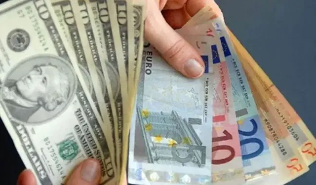 Serbest piyasada Dolar/TL, Euro/TL fiyatları
