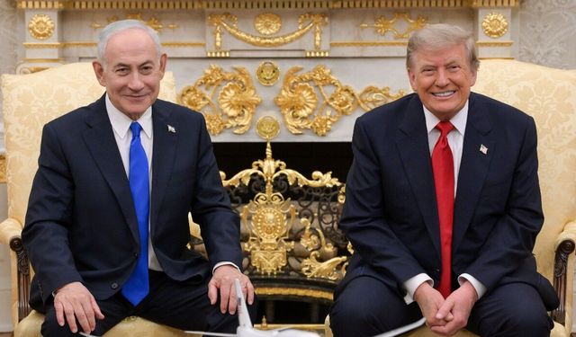 Trump ve Netanyahu, İran'la yapılan savaşın başından beri ilk kez yüz yüze görüştü