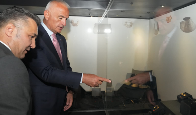 Ankara Etnografya Müzesi'nde 12 bin yıllık takı tarihini anlatan sergi açıldı