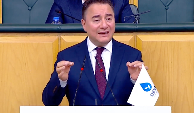 POLİTİKA