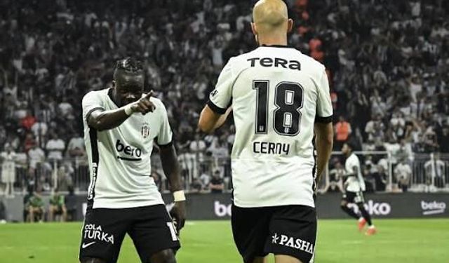 Beşiktaş, Hradec Kralove'yi 1-0 yenerek Avrupa Ligi play-off turuna yükseldi