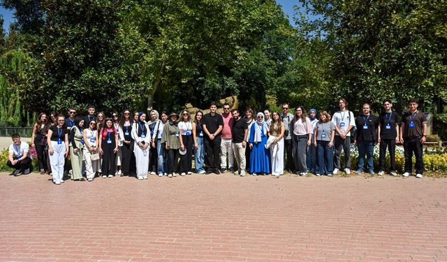 Bursa Büyükşehir Belediyesi stajyerleri hizmet alanlarını yerinde inceledi