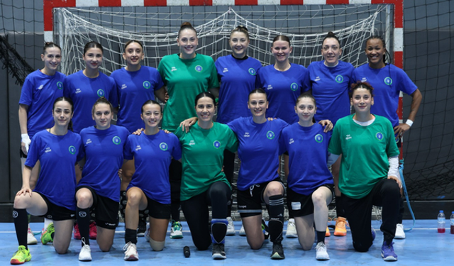 Bursa Büyükşehir Belediyespor'da yeni sezon kadrosu belli oldu