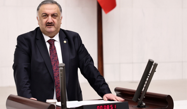 POLİTİKA